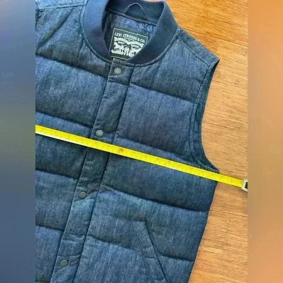 LEVIS Quilted Denim Puffer Vest Zip & Button Up Men’s Size Small - Picture 9 of 9